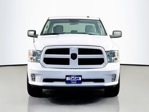 Used 2016 RAM 1500 Express RWD image 2