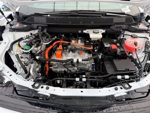 New 2026 Chevrolet Equinox EV LT image 9