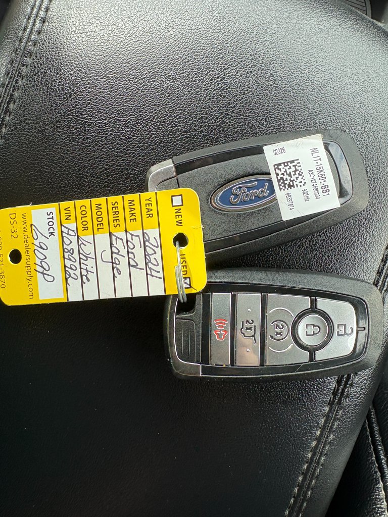 Used 2024 Ford Edge SEL w/ Convenience Package AWD/4WD image 18