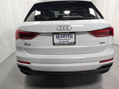 Used 2022 Audi Q3 2.0T Premium Plus w/ Premium Plus Package AWD/4WD image 4