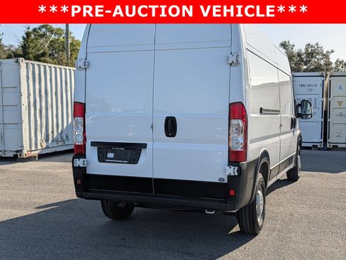 Used 2021 RAM ProMaster 2500 w/ Convenience Group image 4