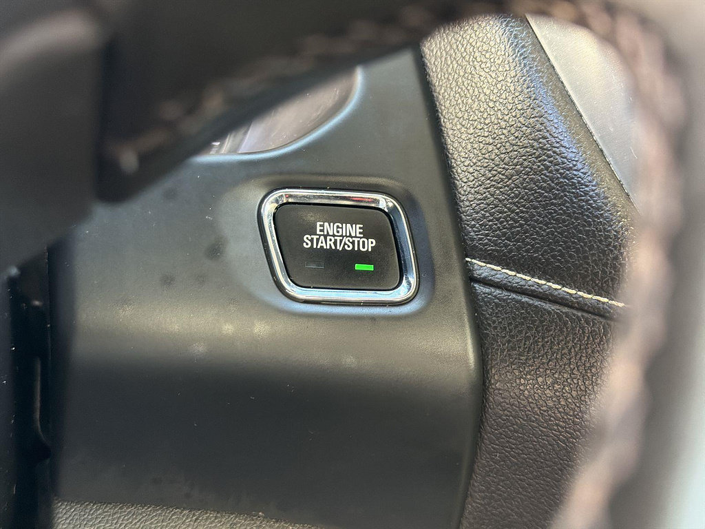 Used 2023 GMC Acadia SLT w/ Elevation Edition FWD image 15