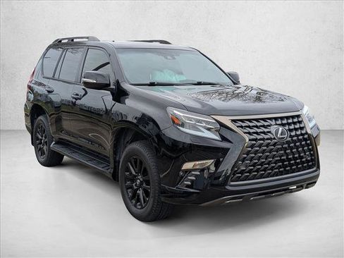 Used 2022 Lexus GX 460 image 3