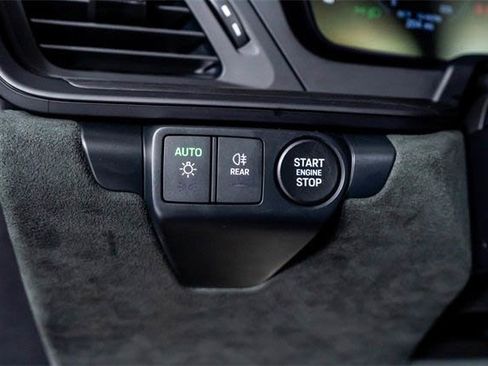 Used 2025 Porsche 911 Carrera 4 GTS image 46