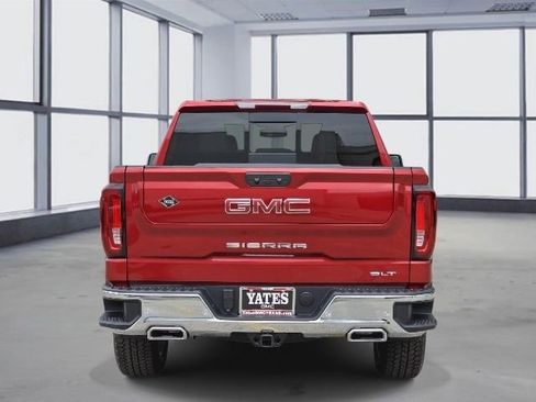 New 2026 GMC Sierra 1500 SLT image 4