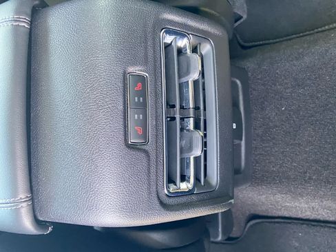 Used 2022 Lincoln Corsair FWD w/ Equipment Group 101A image 17