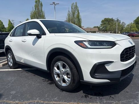 Used 2024 Honda HR-V LX image 3