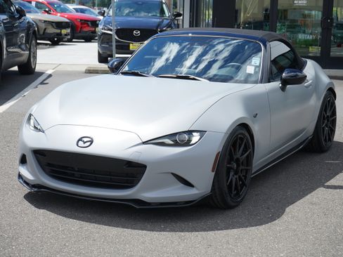 Used 2025 MAZDA MX-5 Miata Club w/ Brembo/BBS Recaro Package RWD image 9