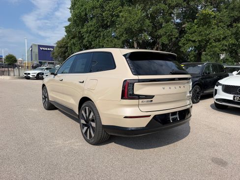 New 2026 Volvo EX90 Ultra AWD/4WD image 4