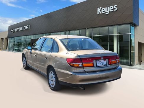 Used 2001 Saturn L-Series L200 image 7