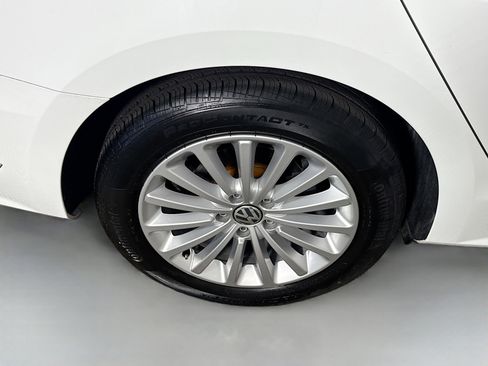 Used 2016 Volkswagen Passat 1.8T SE w/ Lighting Package image 33