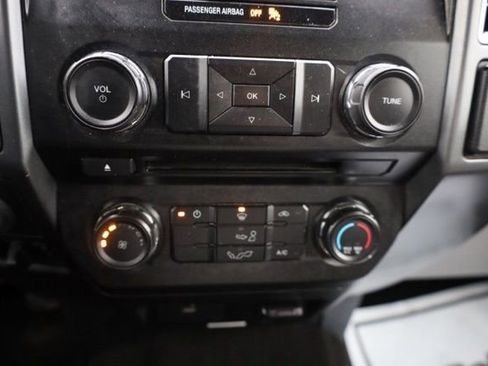 Used 2018 Ford F150 XLT w/ Heavy-Duty Payload Package image 22