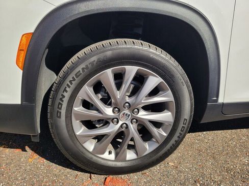 New 2025 Buick Enclave Preferred w/ Power Package image 4