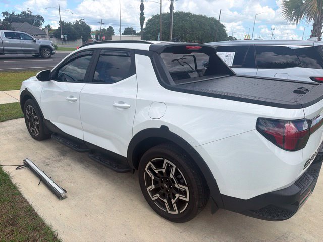 Used 2025 Hyundai Santa Cruz Limited AWD/4WD image 7