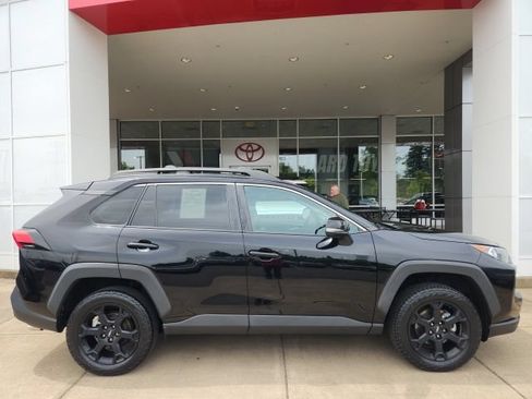 Certified 2020 Toyota RAV4 TRD Off-Road AWD/4WD image 3