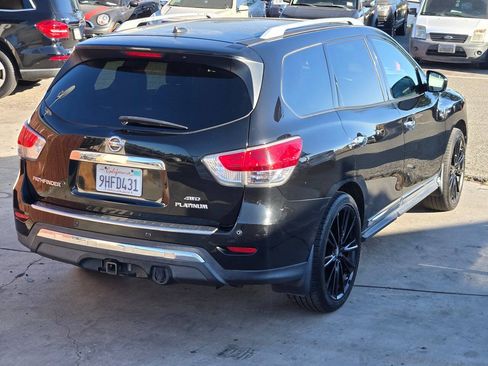 Used 2015 Nissan Pathfinder Platinum w/ Cargo Package AWD/4WD image 17