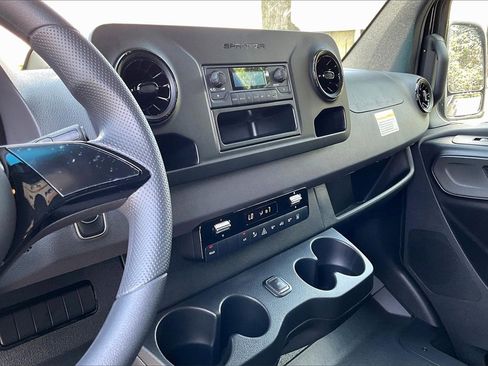 New 2025 Mercedes-Benz Sprinter 3500 image 6