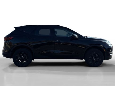 New 2025 Chevrolet Blazer LT w/ Midnight/Sport Edition image 6