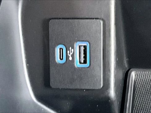 Used 2022 Ford F150 XLT w/ Equipment Group 302A High image 33