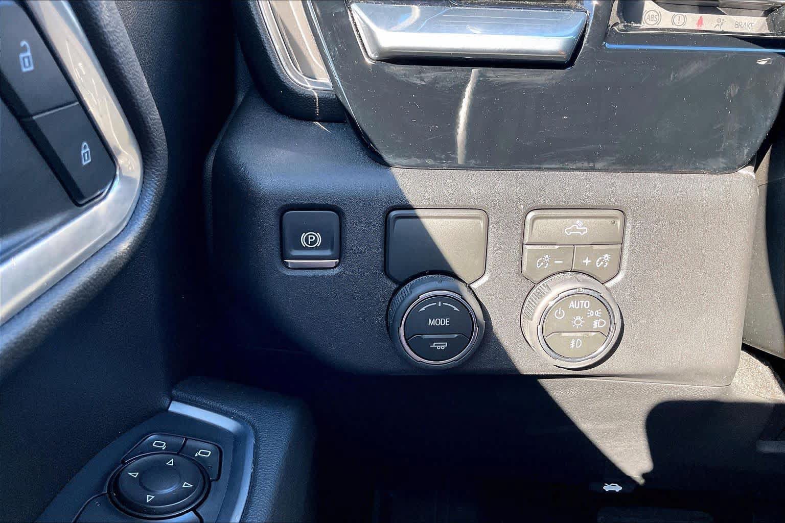 Used 2026 Chevrolet Silverado 1500 RST w/ RST Select Package RWD image 32
