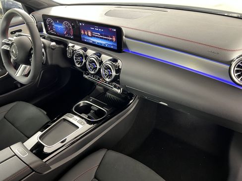 New 2026 Mercedes-Benz CLA 250 4MATIC image 27