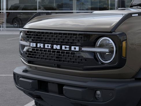 New 2026 Ford Bronco Outer Banks AWD/4WD image 19