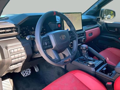 Used 2025 Toyota Tacoma TRD Pro w/ Tow Tech Package AWD/4WD image 17