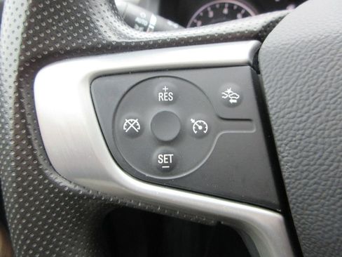 Used 2023 GMC Acadia SLE w/ Driver Convenience Package image 23