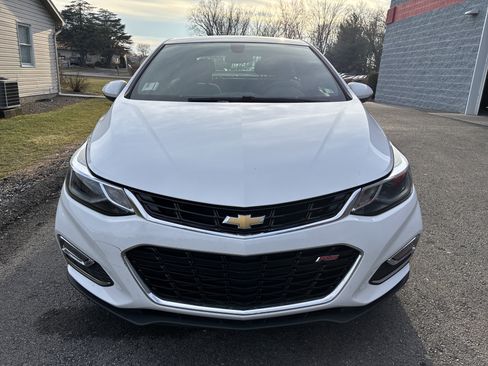 Used 2017 Chevrolet Cruze LT w/ RS Package image 9