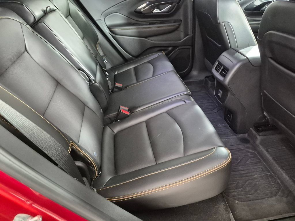 Used 2023 GMC Terrain AT4 w/ Infotainment Package II AWD/4WD image 28