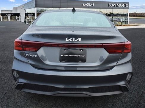 Certified 2023 Kia Forte LXS w/ LXS Technology Package image 4
