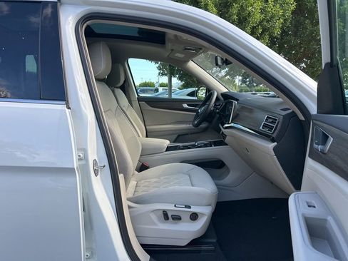 New 2026 Volkswagen Atlas SEL Premium R-Line AWD/4WD image 43