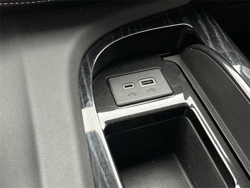 Used 2021 Cadillac Escalade ESV Sport w/ Driver Assist Tech Package image 21