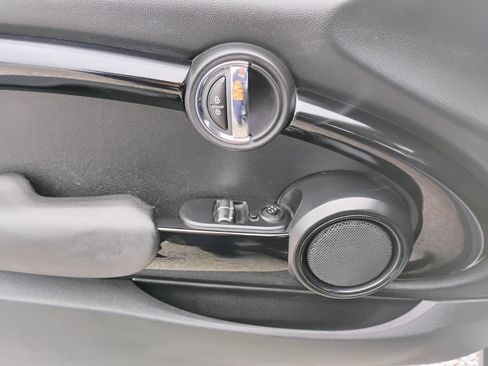 Used 2016 MINI Cooper S FWD image 19