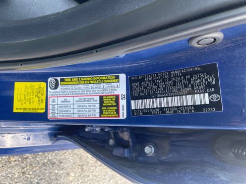 Used 2025 Toyota Camry SE image 33