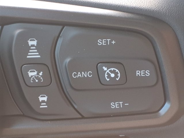 New 2026 Jeep Gladiator Sport AWD/4WD image 11