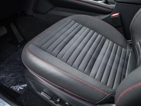 New 2026 Ford Explorer ST-Line w/ ST-Line Street Pack image 69