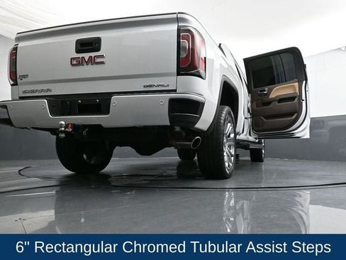 Used 2018 GMC Sierra 1500 Denali w/ Denali Ultimate Package AWD/4WD image 38