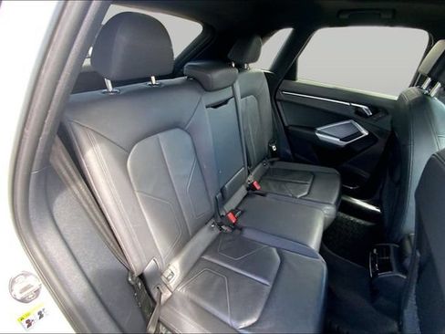 Used 2021 Audi Q3 2.0T Premium Plus w/ Premium Plus Package AWD/4WD image 19