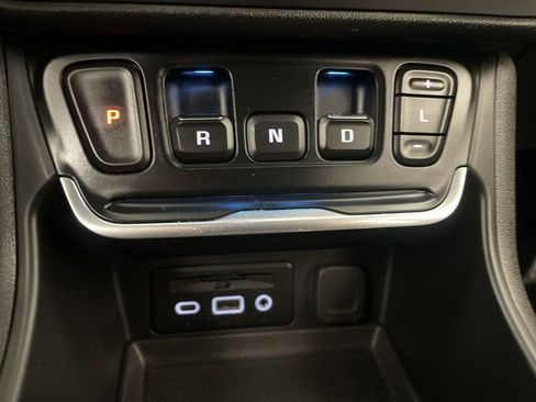 Used 2019 GMC Terrain SLT w/ Preferred Package image 10