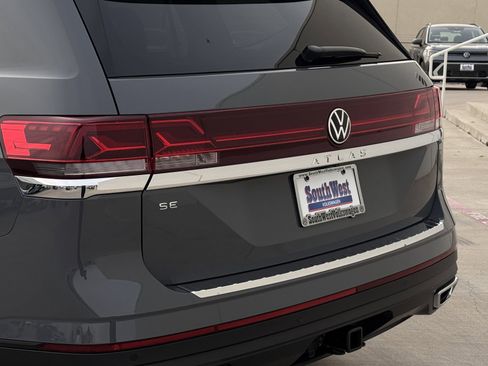 New 2026 Volkswagen Atlas SE image 6