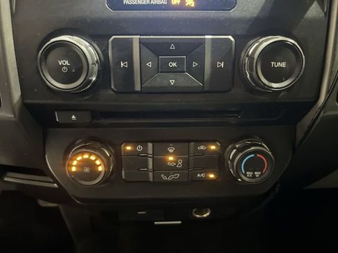 Used 2018 Ford F150 XLT AWD/4WD image 15
