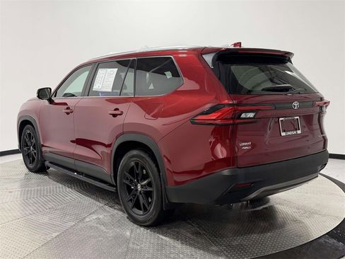 Used 2024 Toyota Grand Highlander Platinum image 4