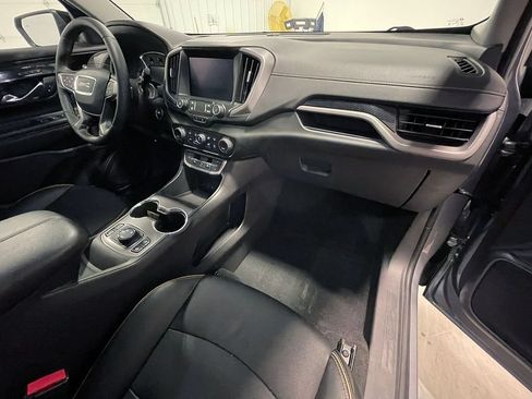 Used 2024 GMC Terrain AT4 AWD/4WD image 25