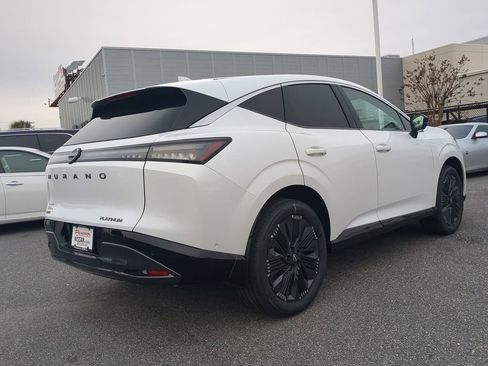 New 2025 Nissan Murano Platinum image 4