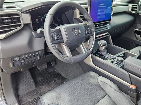 New 2025 Toyota Tundra Limited image 3