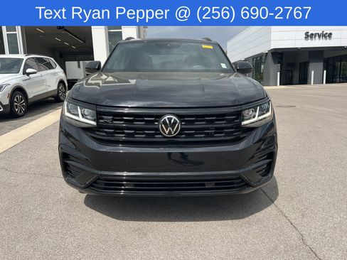 Used 2023 Volkswagen Atlas Cross Sport SEL R-Line image 2