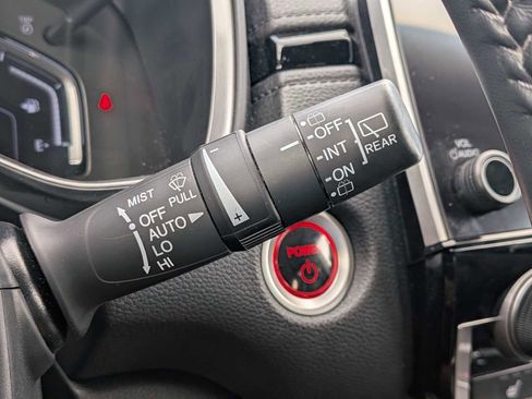 Used 2022 Honda CR-V Touring image 27