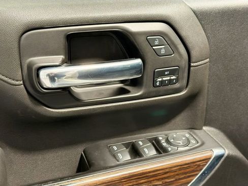 Used 2022 Chevrolet Silverado 3500 High Country image 17