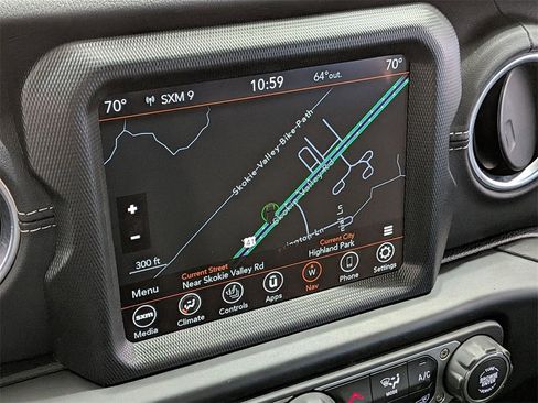 Used 2022 Jeep Wrangler Unlimited Sahara w/ Cold Weather Group image 20